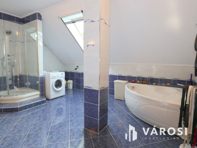 Szegeden frekventált helyen működő Ipartelep Eladó!