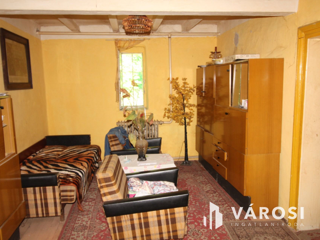 Tanya a város szélén