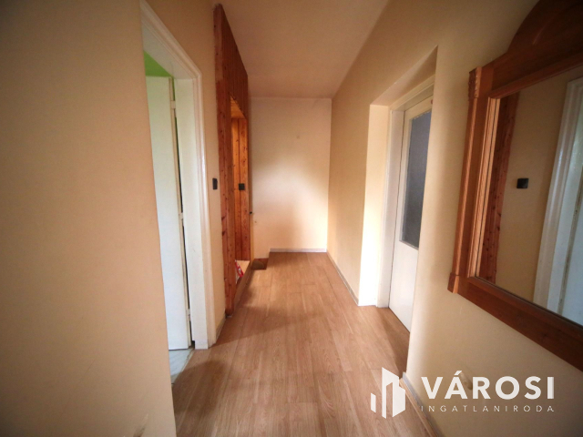 Érden beruházásra, fejlesztésre, családi ház eladó