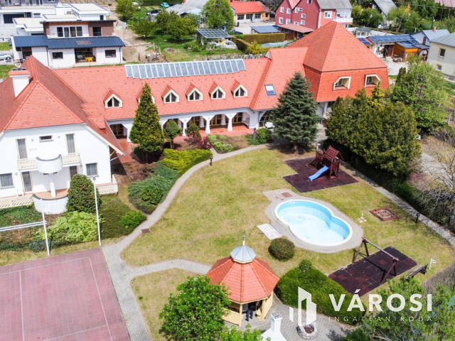 Lehetőségekben gazdag, szálloda Vonyarcvashegyen!