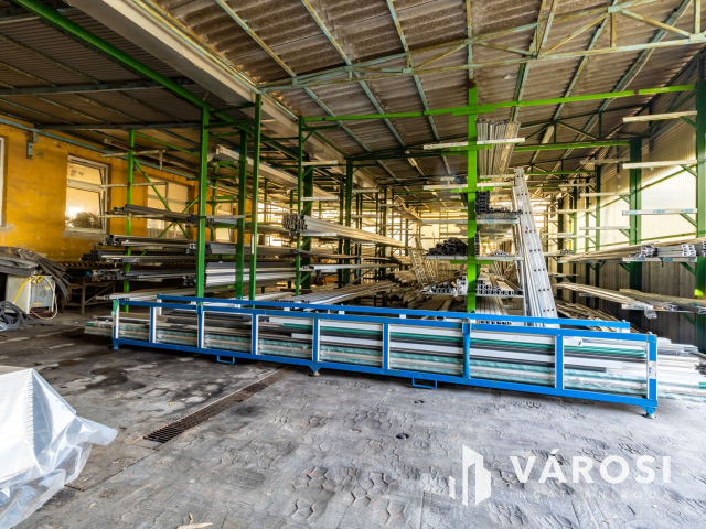 Soroksári úton iparterület eladó, akár működő üzemmel