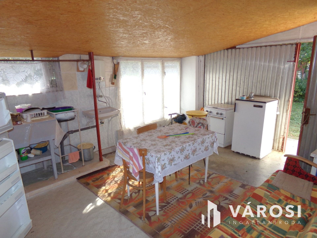 Nyugalom szigete Szanazugban