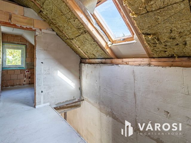 Modern új otthon Keszthelyen - b