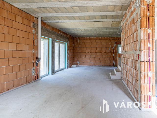 Modern új otthon Keszthelyen - c