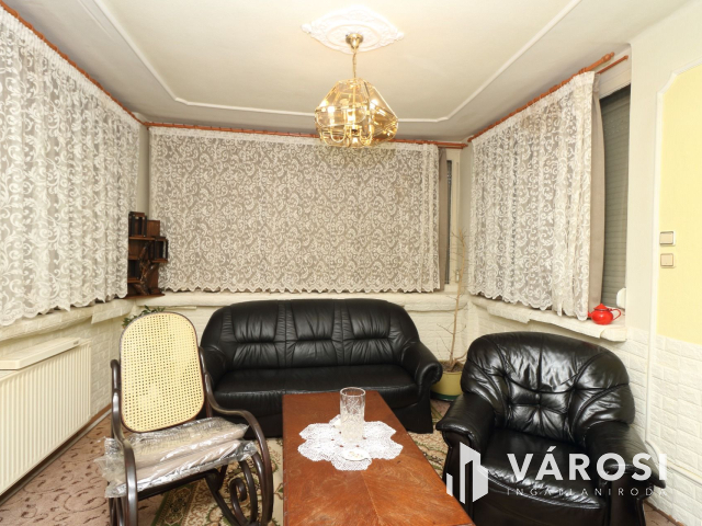 Két generációs gazdálkodásra alkalmas tanya