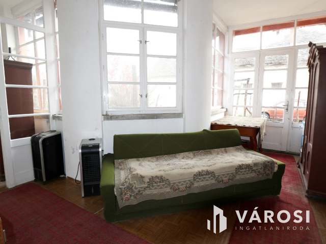 3 szobás kertes ház Orosházán eladó