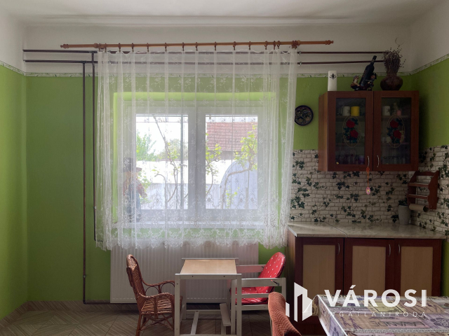 Felújított családi ház Nagykamaráson eladó