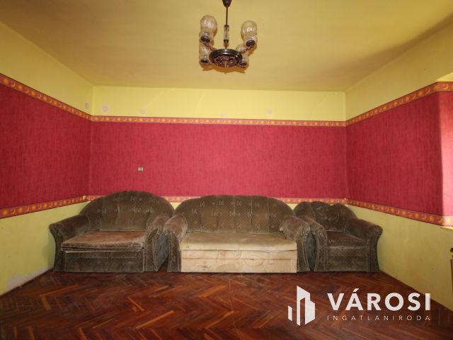 Központhoz közel családi ház eladó Sarkadkeresztúron