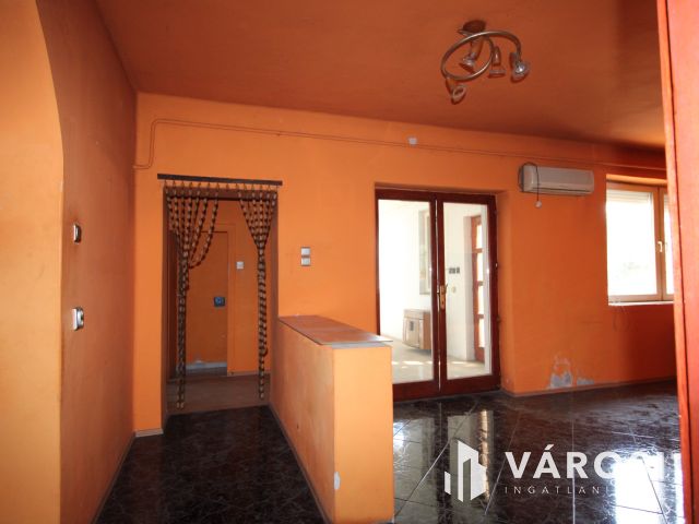 Központhoz közel családi ház eladó Sarkadkeresztúron