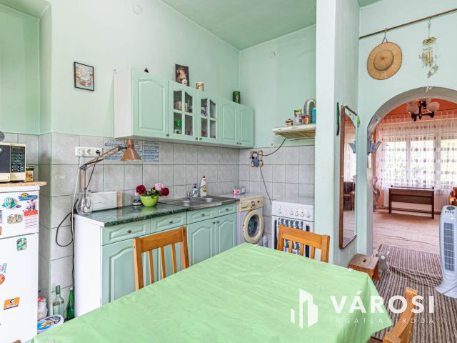 Eladó ház Szőreg egyik legmagasabb pontján!