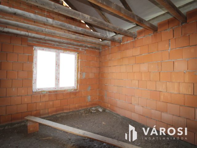 Tanya Csongrád-Bokroson