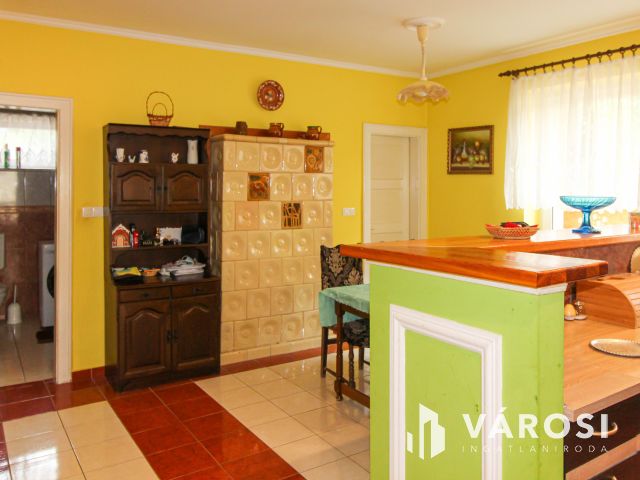 Napellemes ház Dömösön, elérhető áron