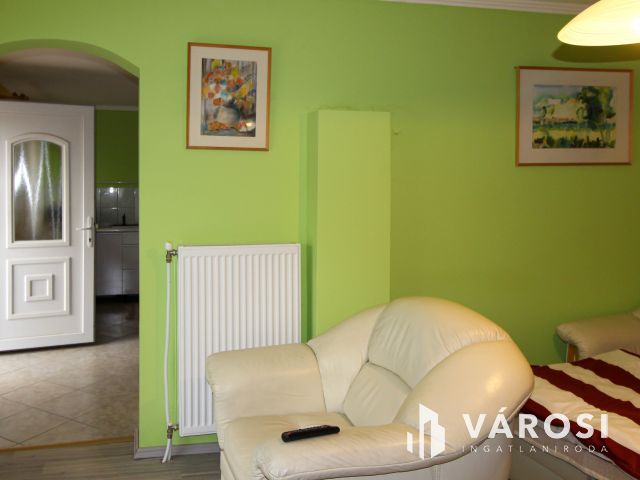 Napellemes ház Dömösön, elérhető áron