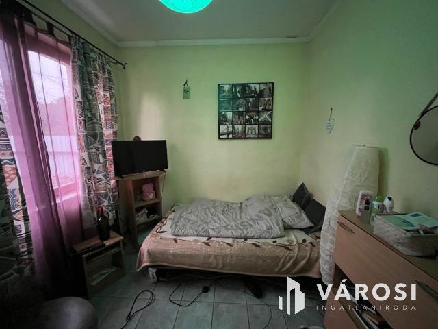 Debrecen Júliatelepi 3 szoba nappalis ház eladó!