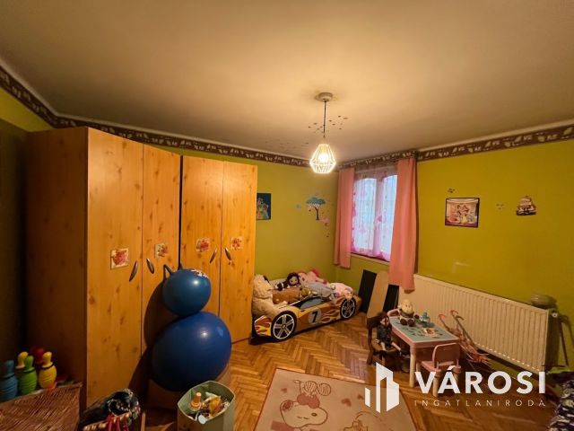 Debrecen Júliatelepi 3 szoba nappalis ház eladó!