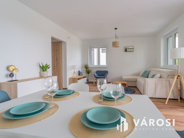 Panorámás luxus lakás Balatonföldváron