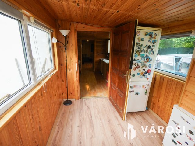 Budakeszi Nagyszénászug területén családi ház!