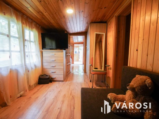 Budakeszi Nagyszénászug területén családi ház!