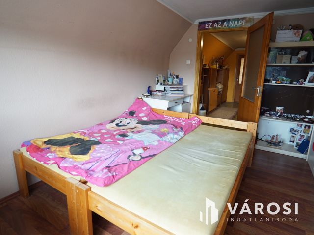 Átlagos állapotú, családi ház Sormáson