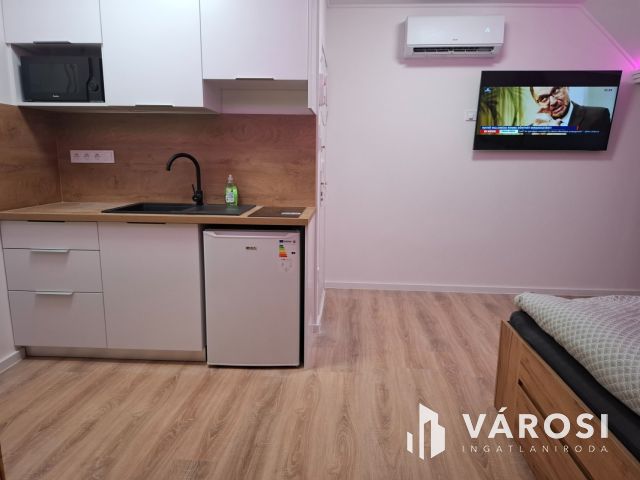 Két lakás egyben, kiváló befektetés Siófok szívében