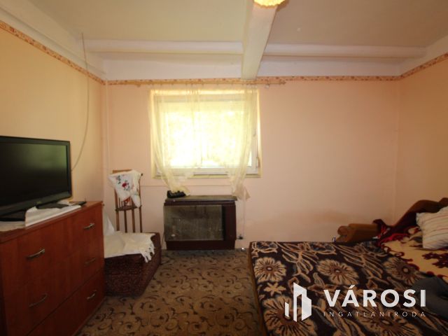 Tip-top családi ház Sarkad teleki részén