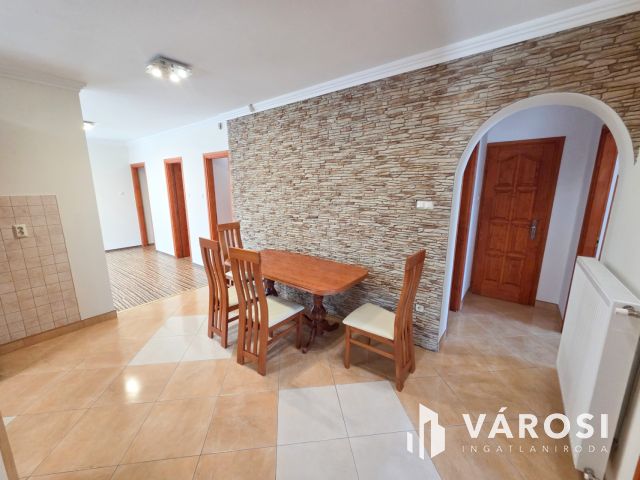 Mediterrán hangulatú ház Tökölön