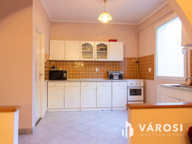 Tágas családi ház Pátyon, Budapest közvetlen szomszédságában