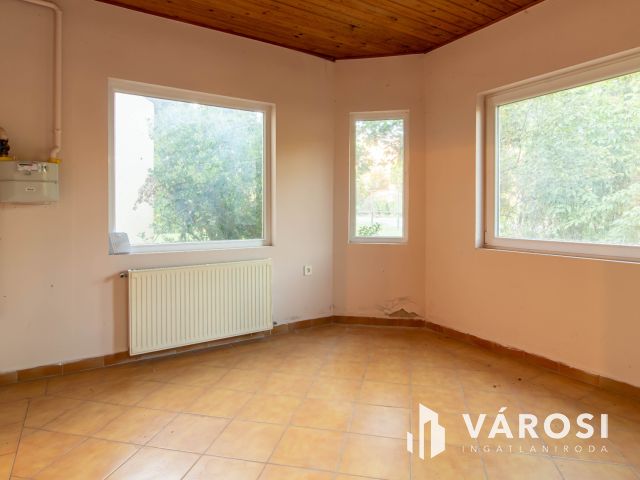 Tágas családi ház Pátyon, Budapest közvetlen szomszédságában