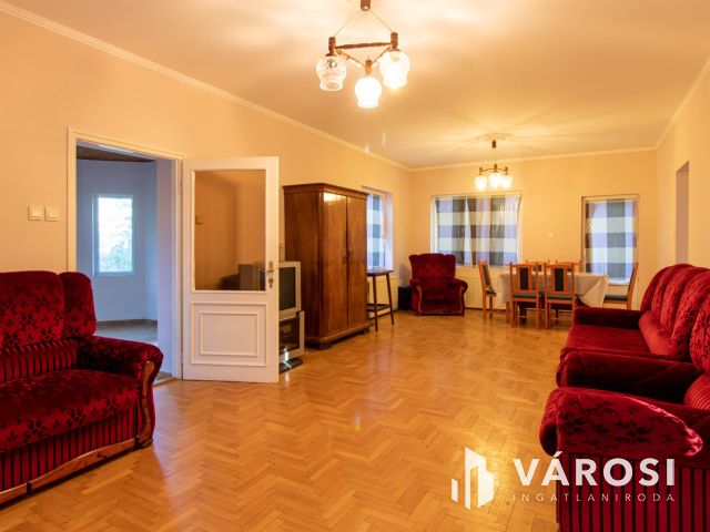 Tágas családi ház Pátyon, Budapest közvetlen szomszédságában