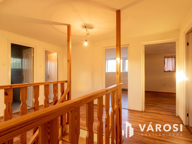 Tágas családi ház Pátyon, Budapest közvetlen szomszédságában