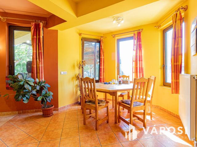 108 m2-es családi ház 1 hektáros területtel Becsehelyen!