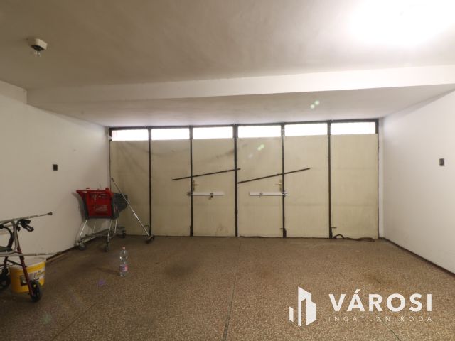 Irodának is alkalmas családi ház felsővároson!