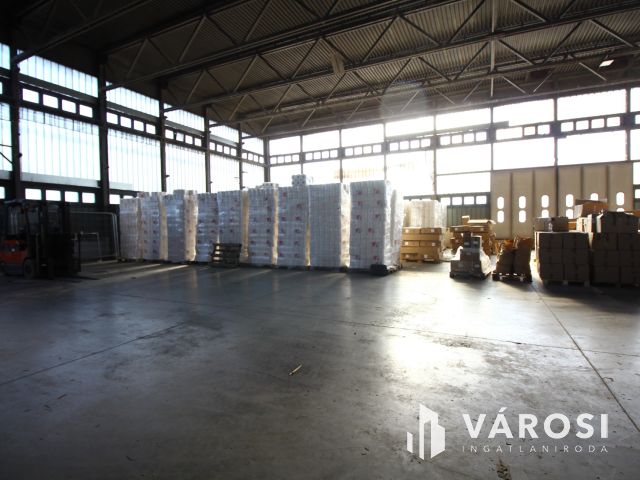 Kiváló ipari csarnok