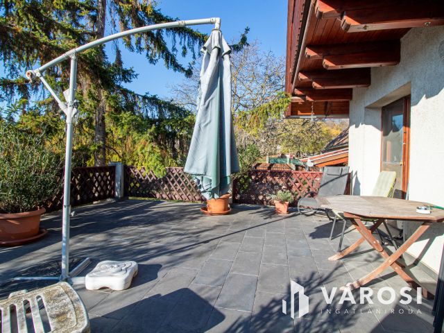 A múlt hangulata, a jelen kényelme Tinnyén