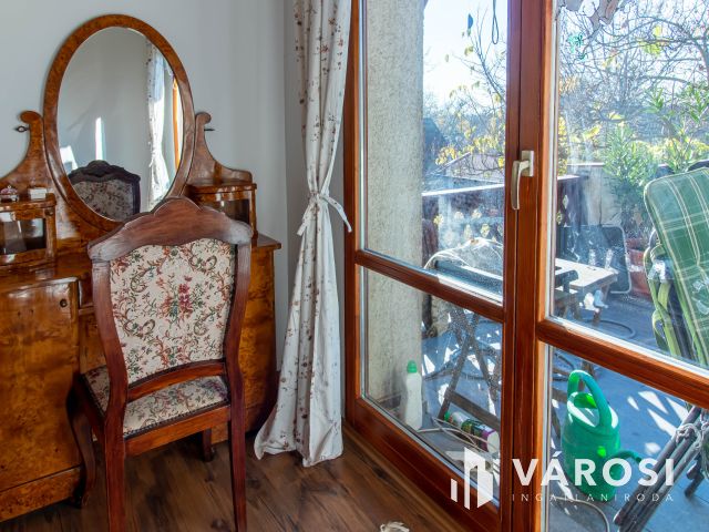 A múlt hangulata, a jelen kényelme Tinnyén