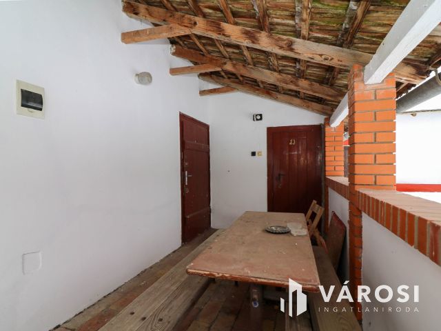 Eladó borászati ingatlan Csongrád közelében