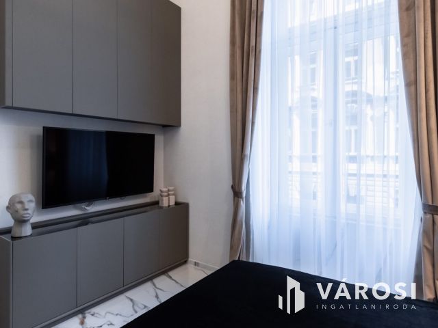 Kiadó Luxuslakás Újlipótvárosban a Vígszínház mellett