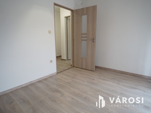 Minőségi, igényesen felújított Sorházi lakás!