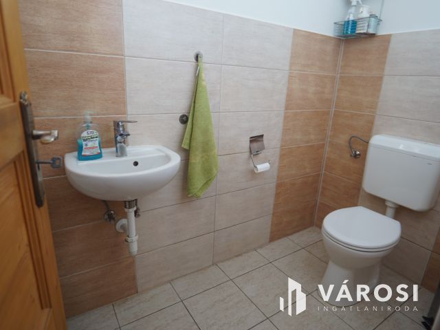 Jól működő vállalkozás eladó Bolttal és Telephellyel együtt!