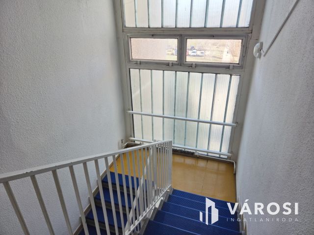 Jó elosztású Panel lakás Csepelen