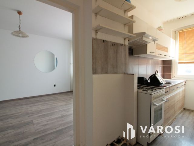 Rózsa utcában eladó lakás