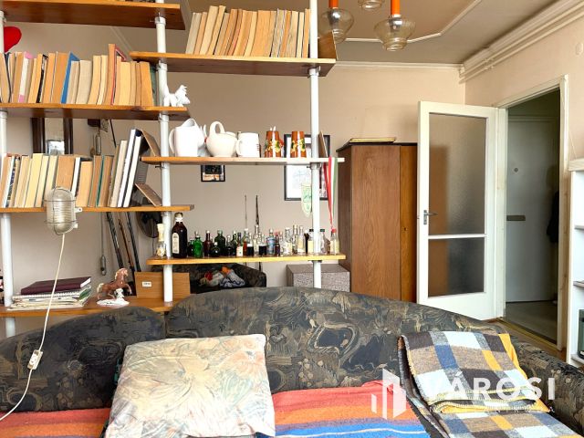 1,5 szobás erkélyes panel a Lencsésin