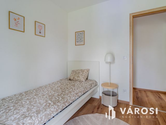 Panorámás luxus lakás Balatonföldváron kiadó