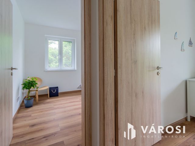 Panorámás luxus lakás Balatonföldváron kiadó