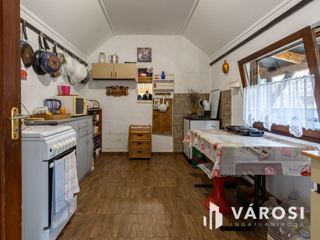 Művelés alól kivont zártkert, Szentmártonkátán eladó