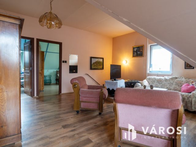 Örökpanorámás családi ház Balatonfüreden