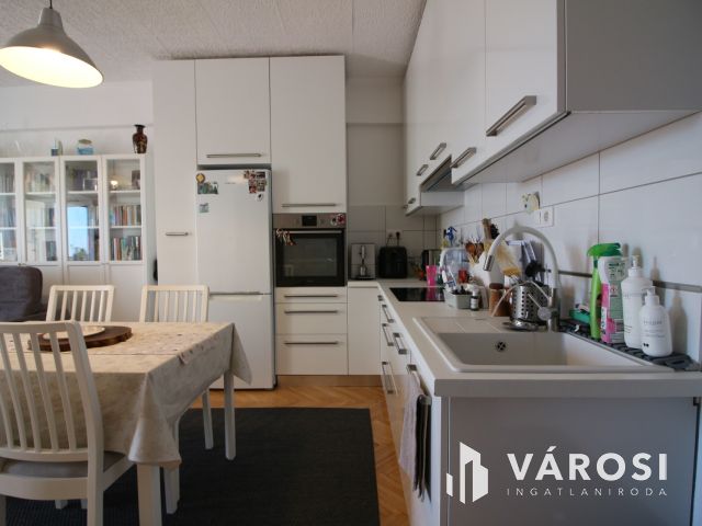Kényelmes otthon a belváros közelében